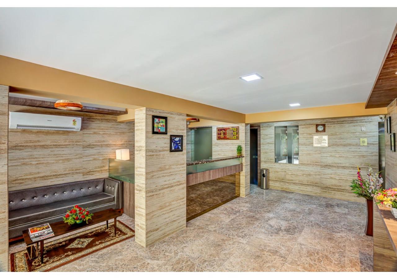 Ashok Deluxe Apartments, Marol Andheri East Мумбаи Экстерьер фото