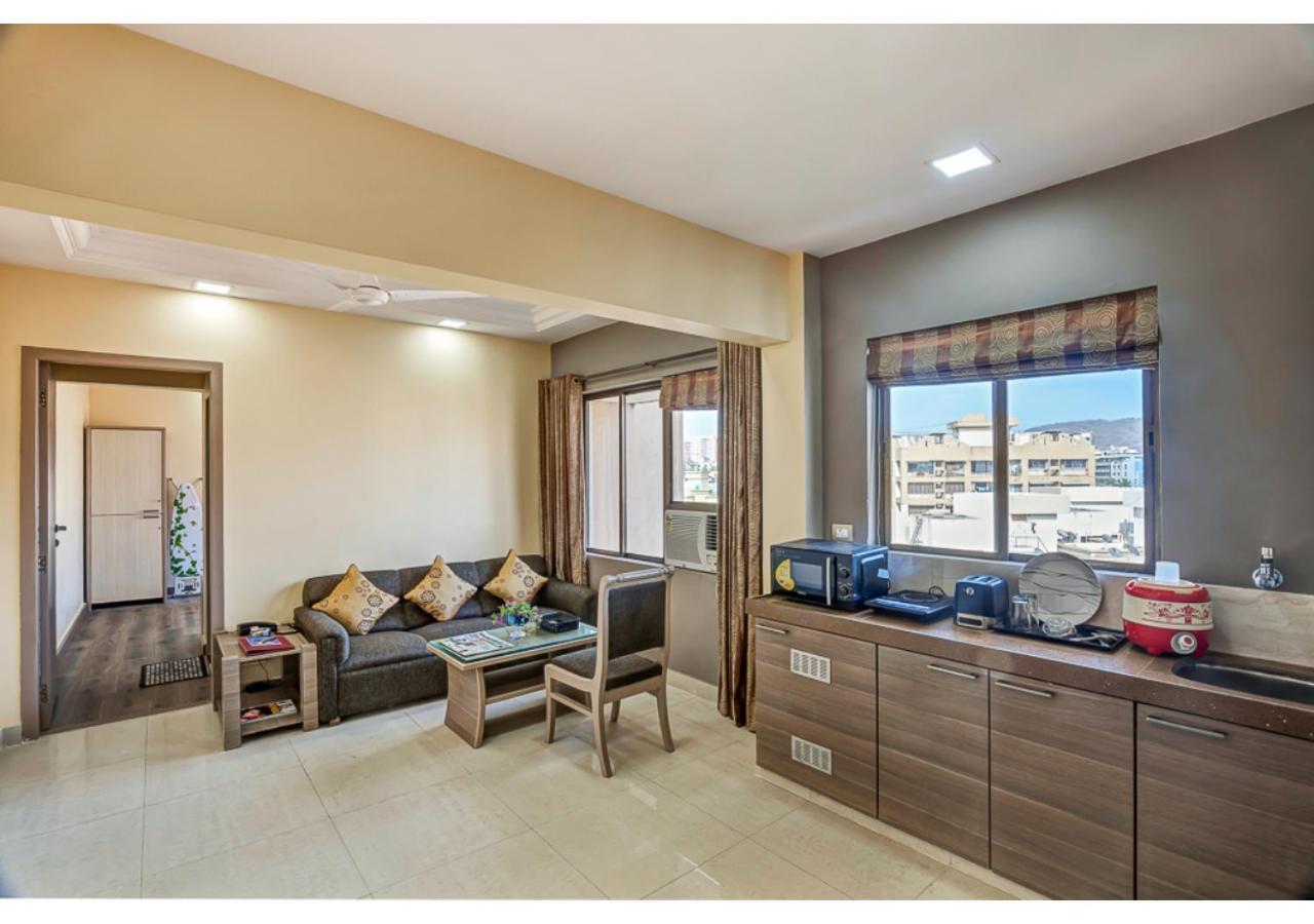 Ashok Deluxe Apartments, Marol Andheri East Мумбаи Экстерьер фото